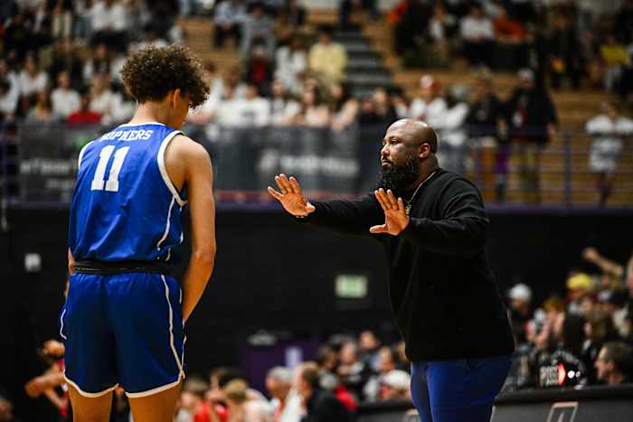 Lincoln Gresham 6A Oregon boys basketball quarterfinal Naji Saker -63